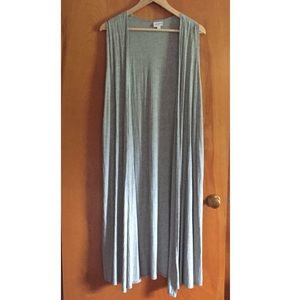 BNWOT Grey LuLaRoe Joy Duster Vest